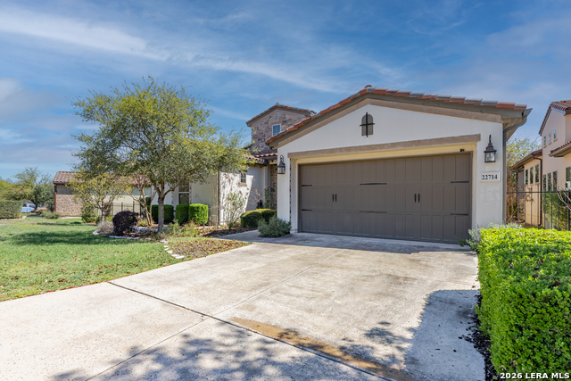 Image 2 of 38 For 22714 Reposo