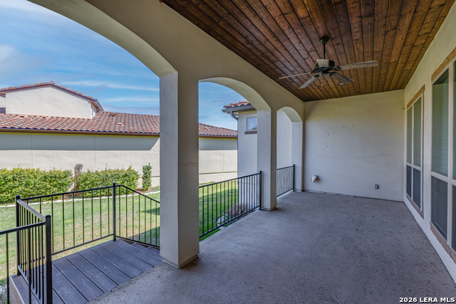 Image 32 of 38 For 22714 Reposo