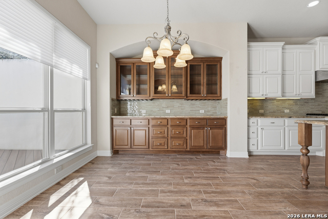 Image 7 of 38 For 22714 Reposo