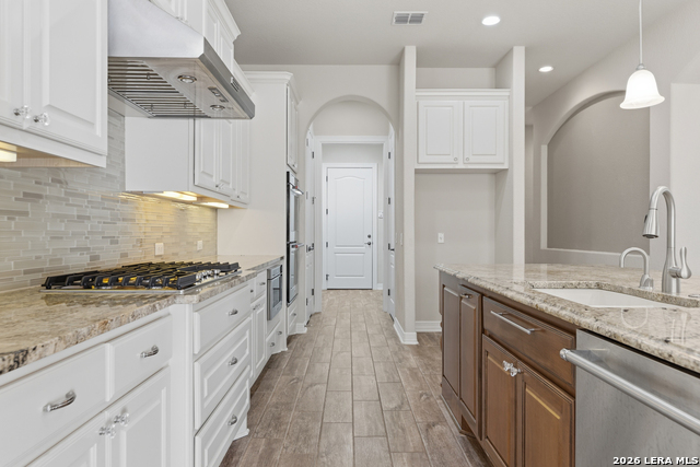 Image 9 of 38 For 22714 Reposo