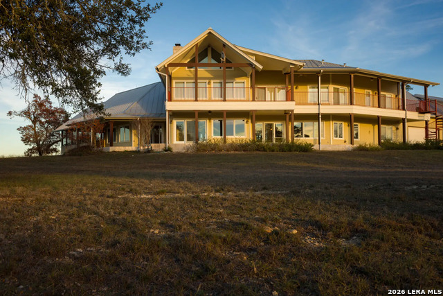 Listing photo id 34 for 1141 Currie Road