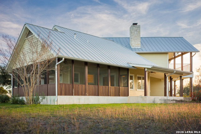 Listing photo id 46 for 1141 Currie Road