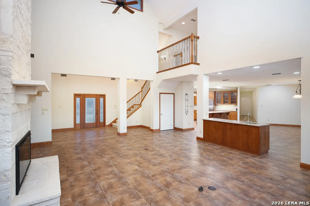 Listing photo id 5 for 1141 Currie Road