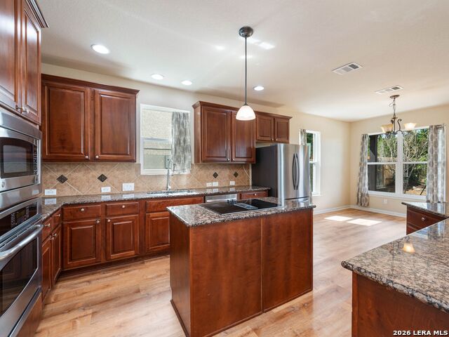 Image 16 of 46 For 2747 Trinity View