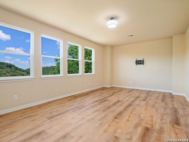 Image 33 of 46 For 2747 Trinity View