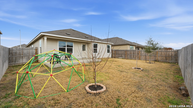 Image 29 of 33 For 2717 San Martin