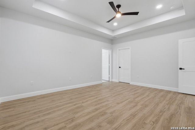 Image 15 of 33 For 1635 Chavaneaux E