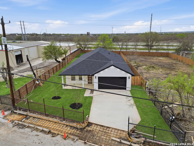 Image 29 of 33 For 1635 Chavaneaux E