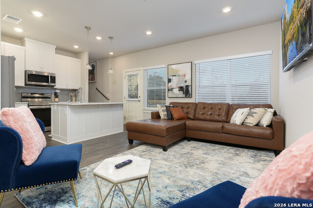 Image 4 of 20 For 16011 Babcock #26