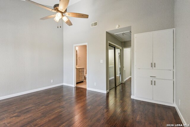 Image 14 of 23 For 11815 Vance Jackson  606