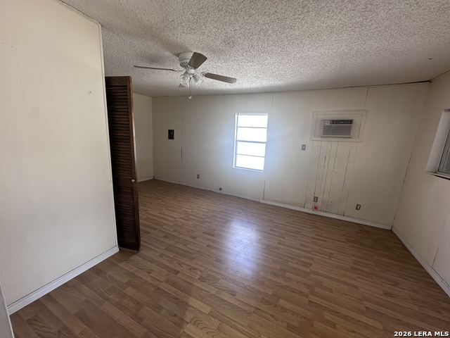 Image 17 of 21 For 315 Shadwell