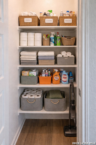 Image 18 of 36 For 7122 Magnolia Creek