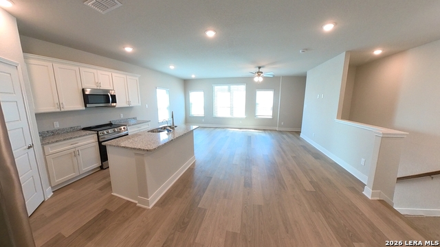 Image 3 of 36 For 7122 Magnolia Creek