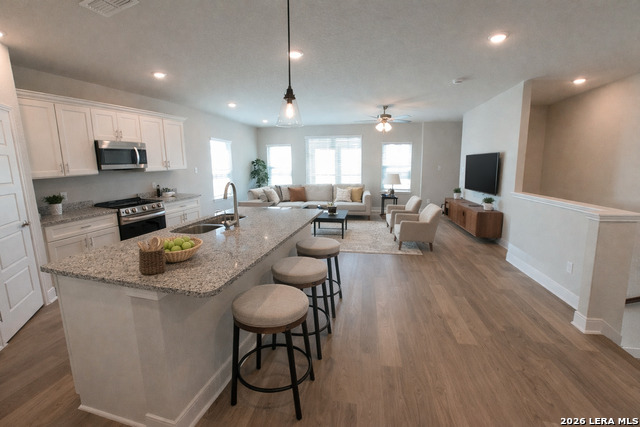 Image 4 of 36 For 7122 Magnolia Creek