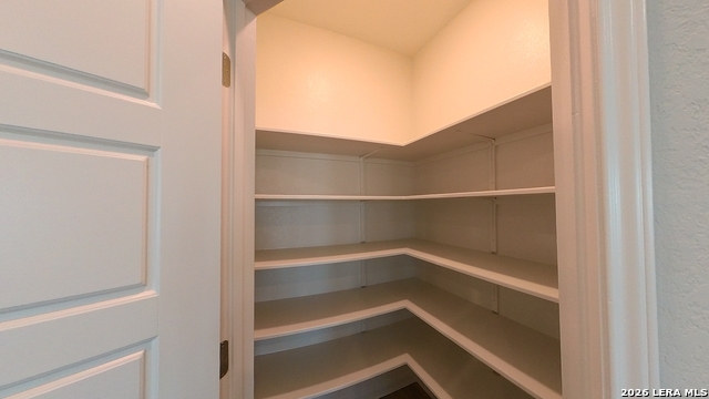 Image 9 of 36 For 7122 Magnolia Creek