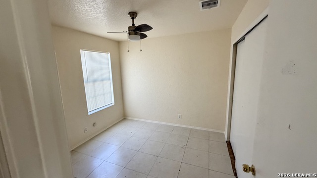 Image 12 of 24 For 10026 Sungate Park