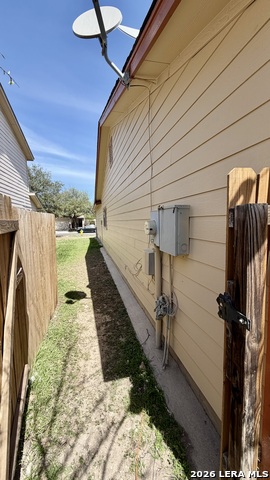 Image 21 of 24 For 10026 Sungate Park