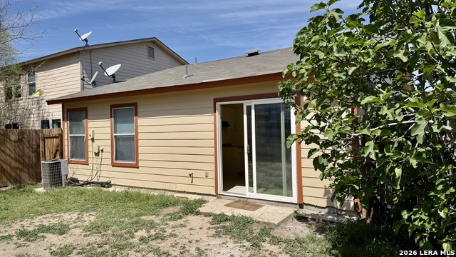 Image 22 of 24 For 10026 Sungate Park