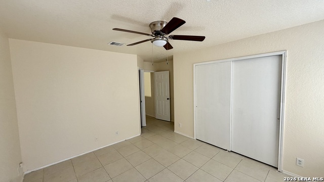 Image 8 of 24 For 10026 Sungate Park