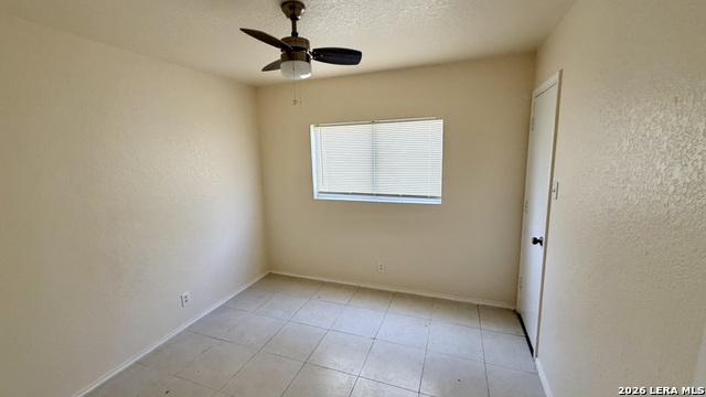 Image 9 of 24 For 10026 Sungate Park