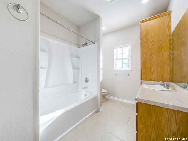 Image 16 of 20 For 439 Bear Gardens