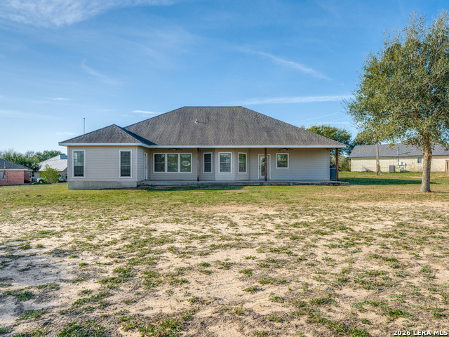 Image 18 of 20 For 439 Bear Gardens