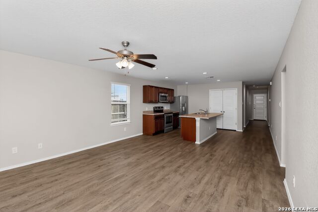 Image 4 of 27 For 12931 Cicely Ct