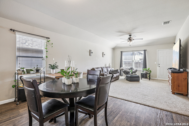 Listing photo id 8 for 12103 Riprap