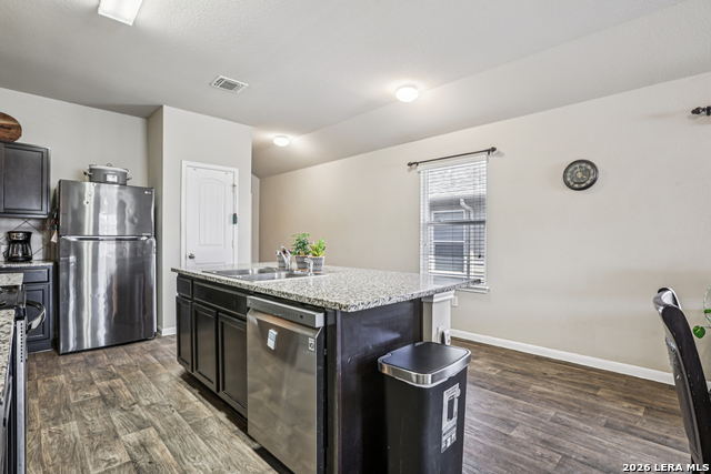 Listing photo id 12 for 12103 Riprap