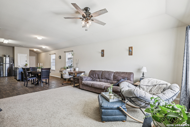 Listing photo id 6 for 12103 Riprap