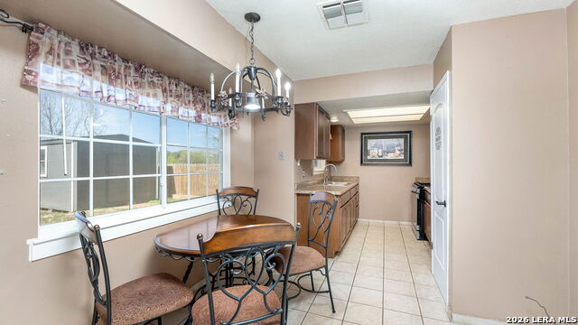 Image 9 of 22 For 7626 Meadow Lawn