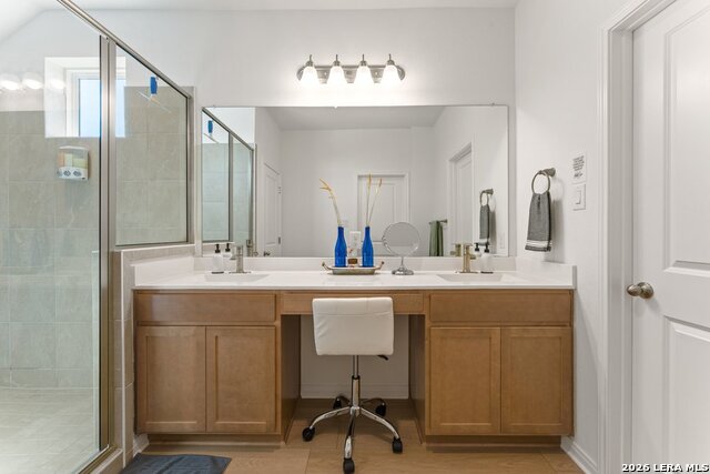 Image 33 of 41 For 2119 Hofstaat