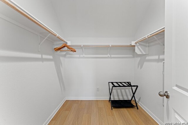 Image 35 of 41 For 2119 Hofstaat