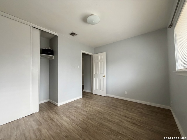 Image 7 of 13 For 10822 Green Brook