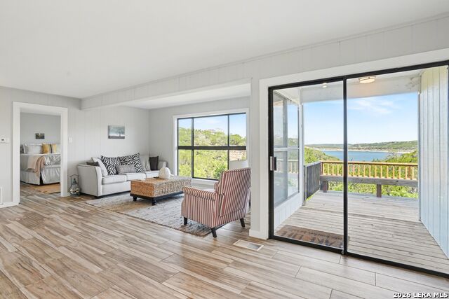 Image 13 of 37 For 1820 Triple Peak