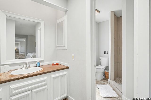 Image 21 of 37 For 1820 Triple Peak