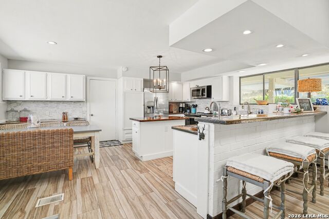 Image 6 of 37 For 1820 Triple Peak