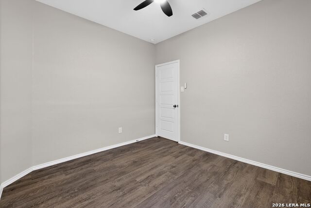 Image 14 of 27 For 12904 Cicely