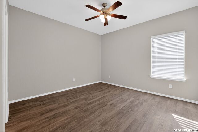 Image 16 of 27 For 12904 Cicely