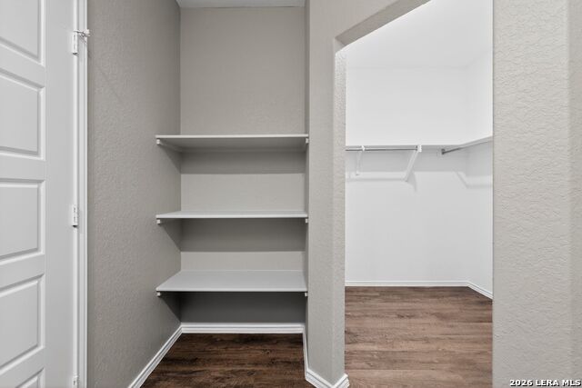 Image 21 of 27 For 12904 Cicely