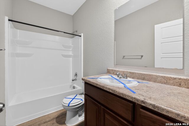 Image 23 of 27 For 12904 Cicely