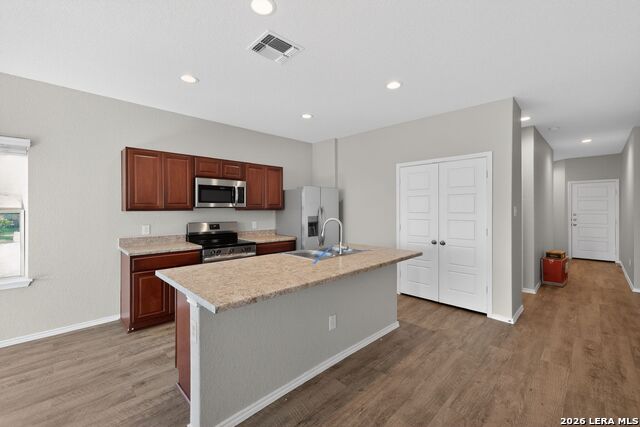 Image 5 of 27 For 12904 Cicely