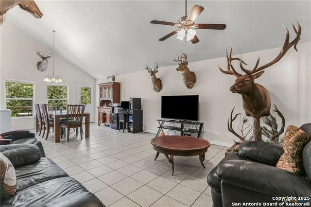 Listing photo id 1 for 5465 Chimney Rock