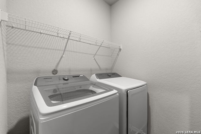 Image 17 of 33 For 12914 Lucas  