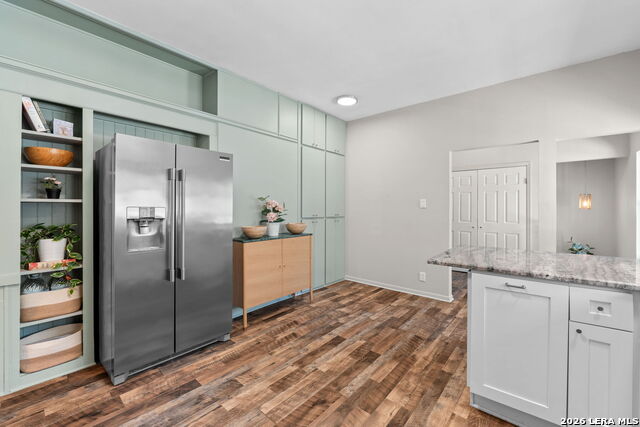 Image 11 of 41 For 230 Argyle  