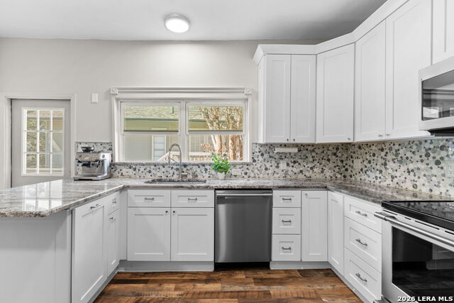 Image 12 of 41 For 230 Argyle  