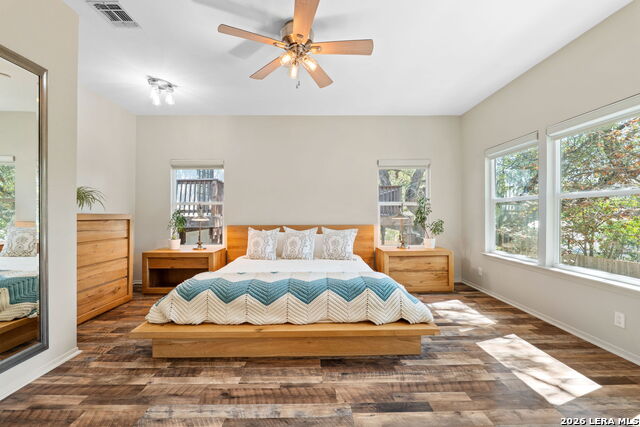 Image 14 of 41 For 230 Argyle  