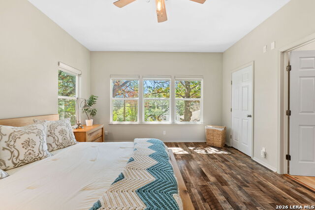 Image 15 of 41 For 230 Argyle  