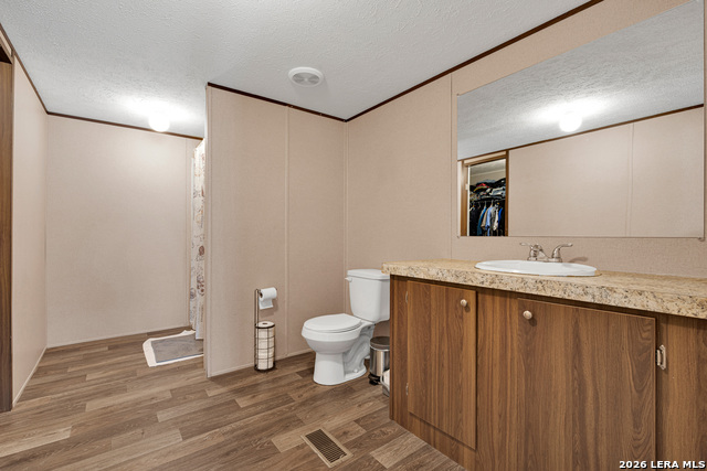 Image 14 of 21 For 22915 Savannah Hts