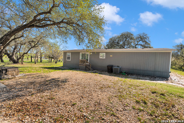 Image 16 of 21 For 22915 Savannah Hts